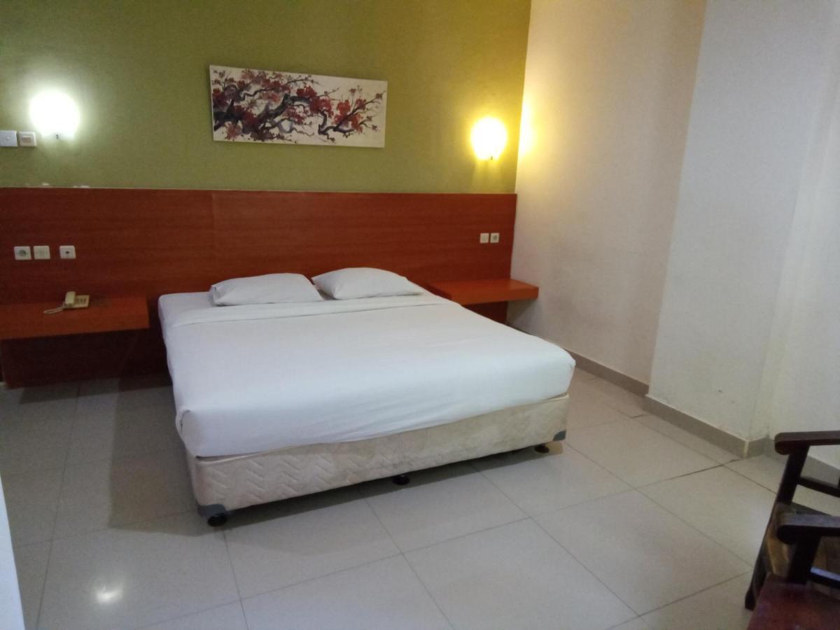 Hotel Puri Dibia Kuta クタ エクステリア 写真