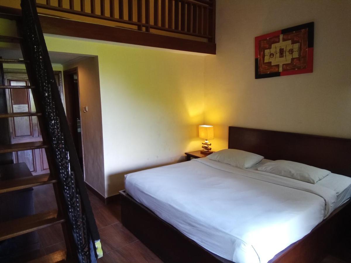 Hotel Puri Dibia Kuta クタ エクステリア 写真